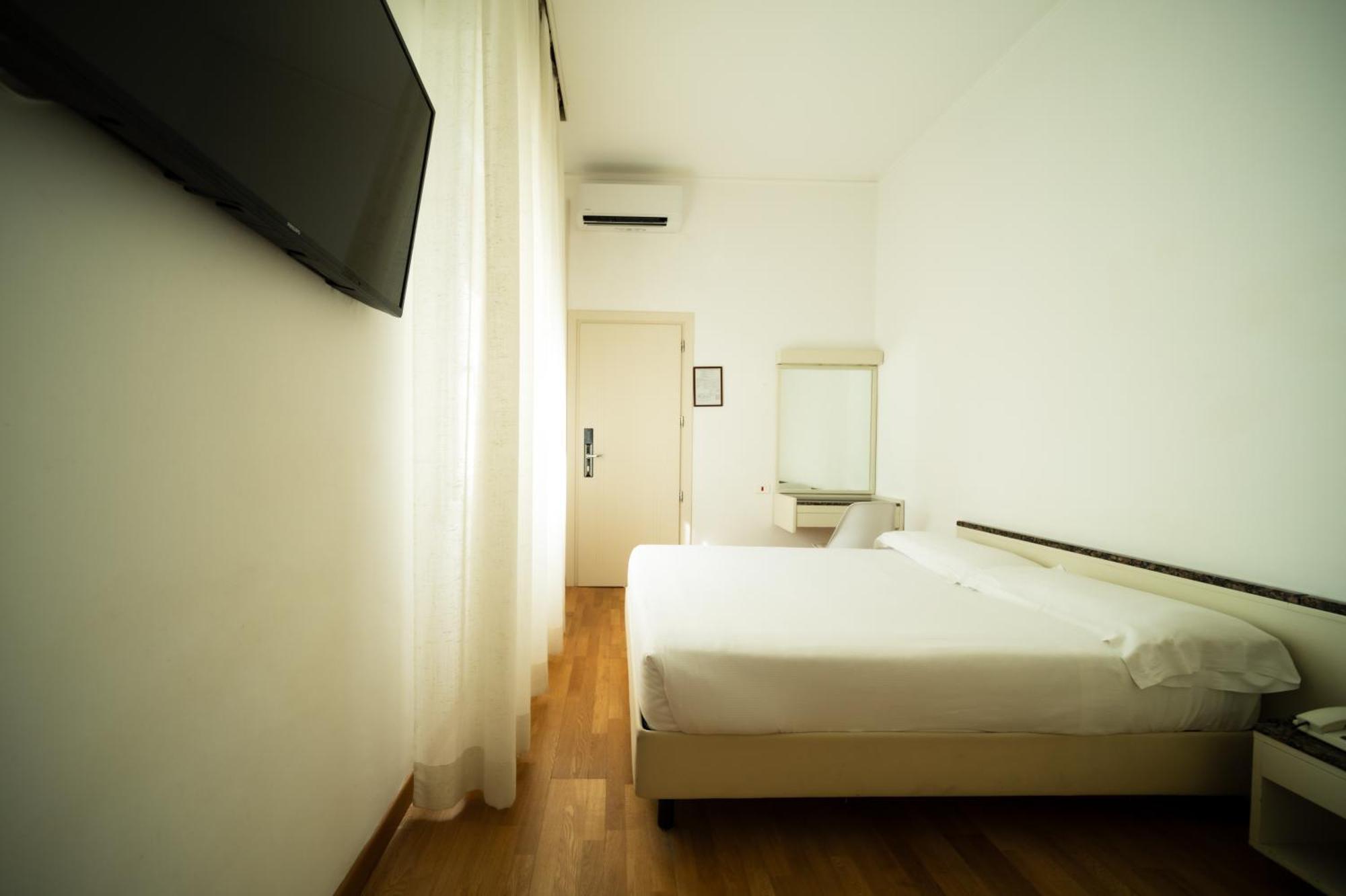 Hotel Rosabianca Rimini Dış mekan fotoğraf
