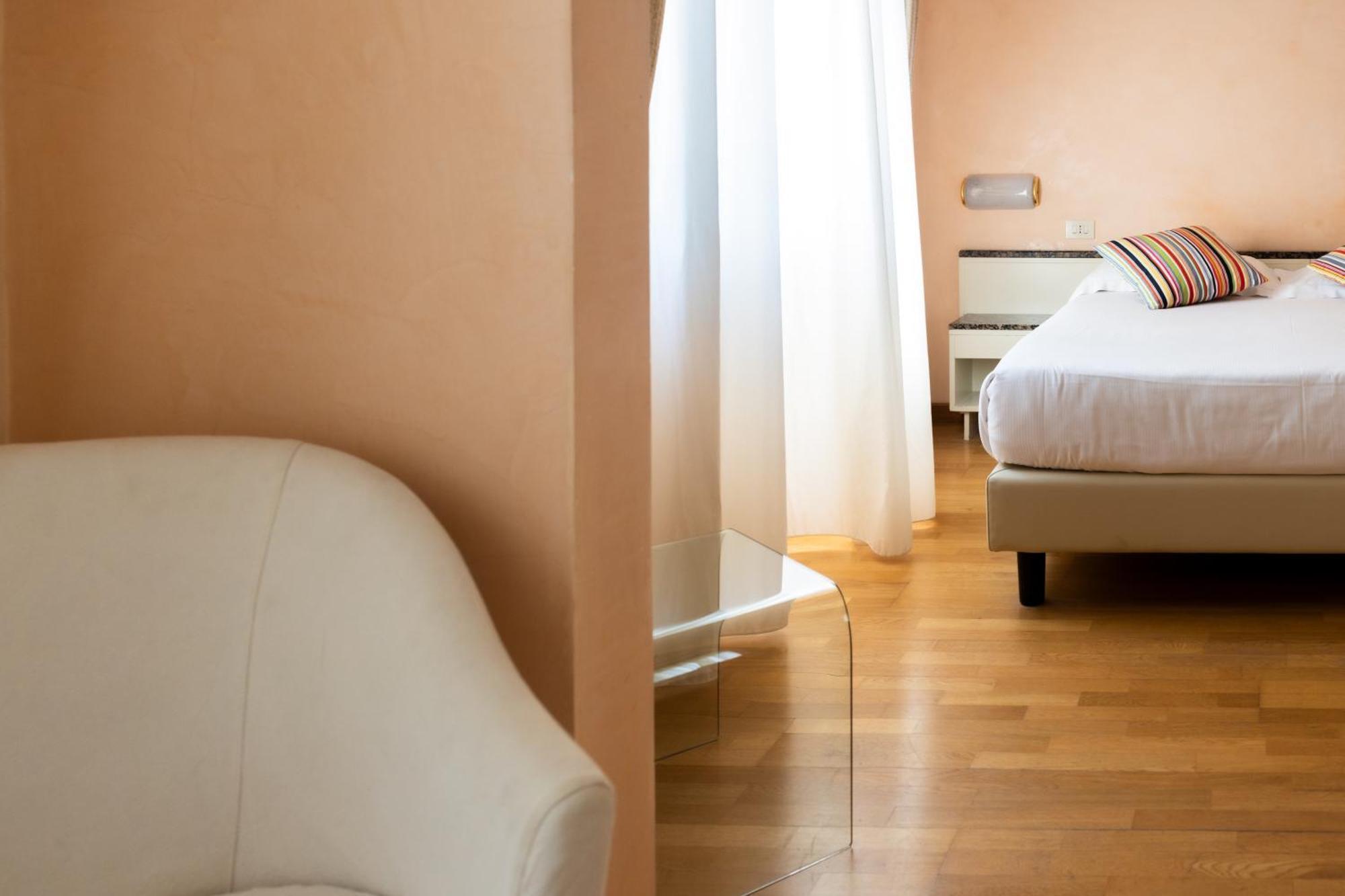 Hotel Rosabianca Rimini Dış mekan fotoğraf
