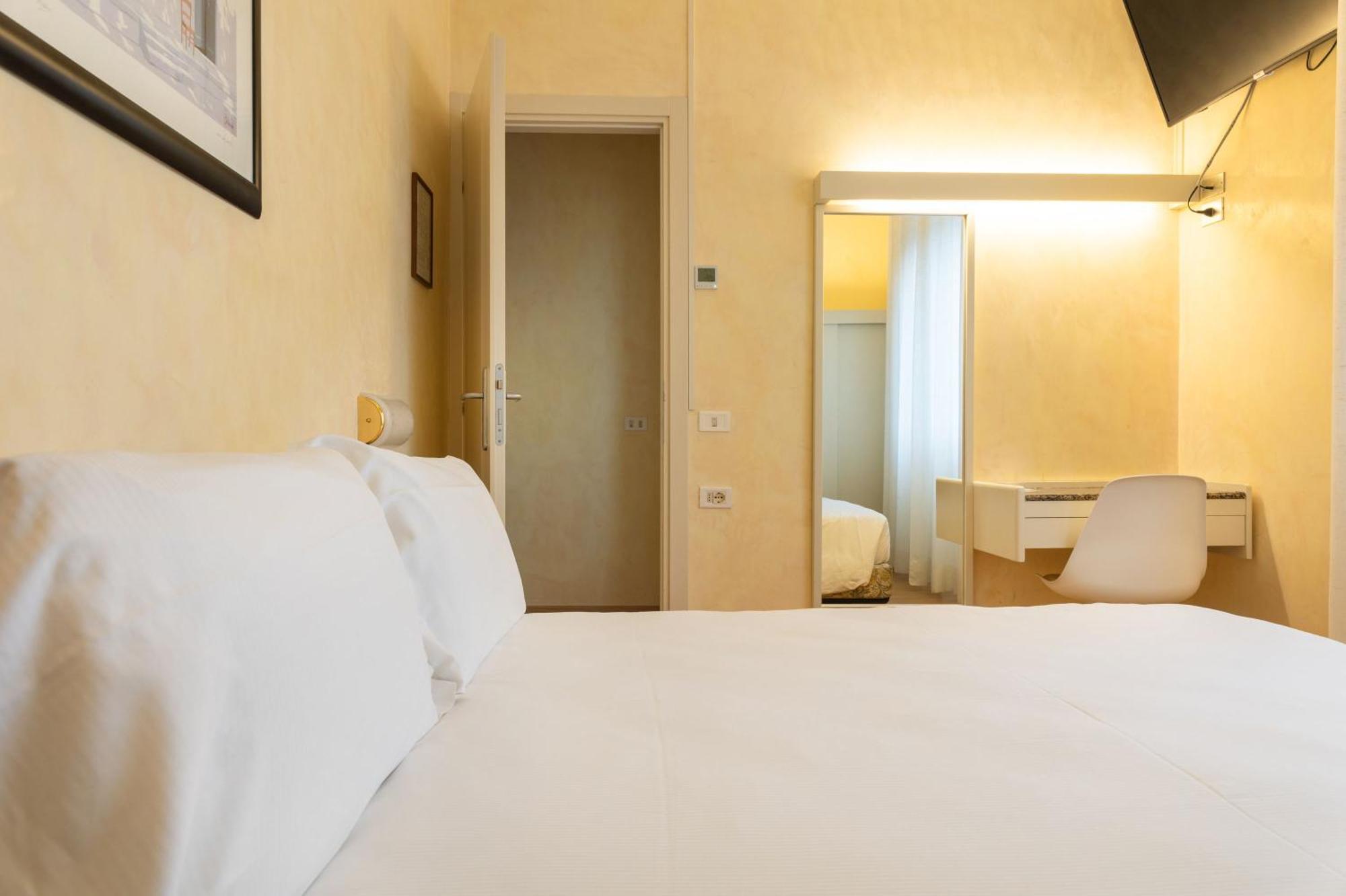 Hotel Rosabianca Rimini Dış mekan fotoğraf