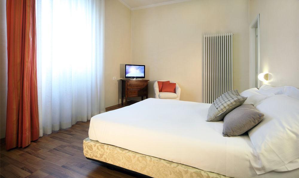 Hotel Rosabianca Rimini Dış mekan fotoğraf